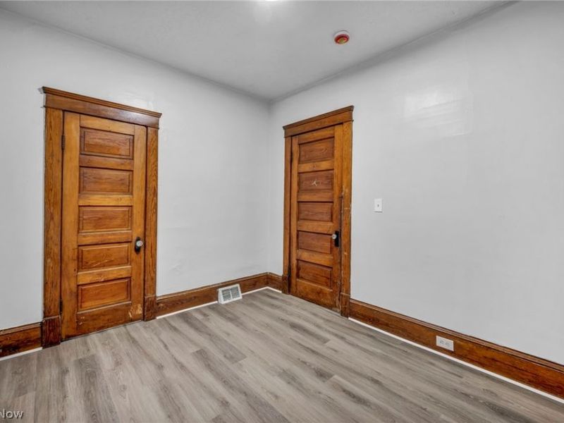 6614 Clark Avenue, Cleveland, OH 44102 Photo 18