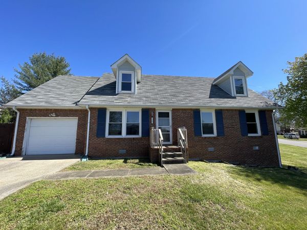 2301 Sherwood Hills Ct , Clarksville, TN 37042