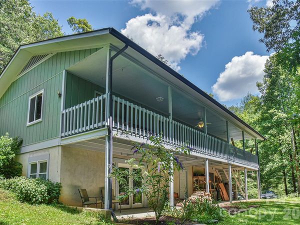 10 Gentry Branch Road, Weaverville, NC 28787