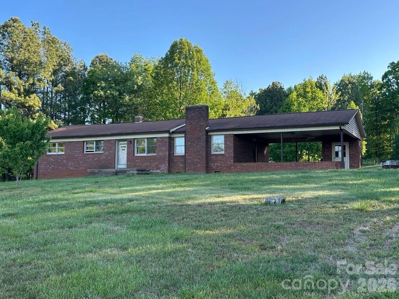 280 Mcduffie Court, Taylorsville, NC 28681 Main Photo