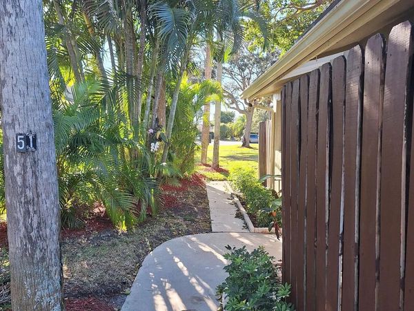 51 Meadows Drive, Boynton Beach, FL 33436