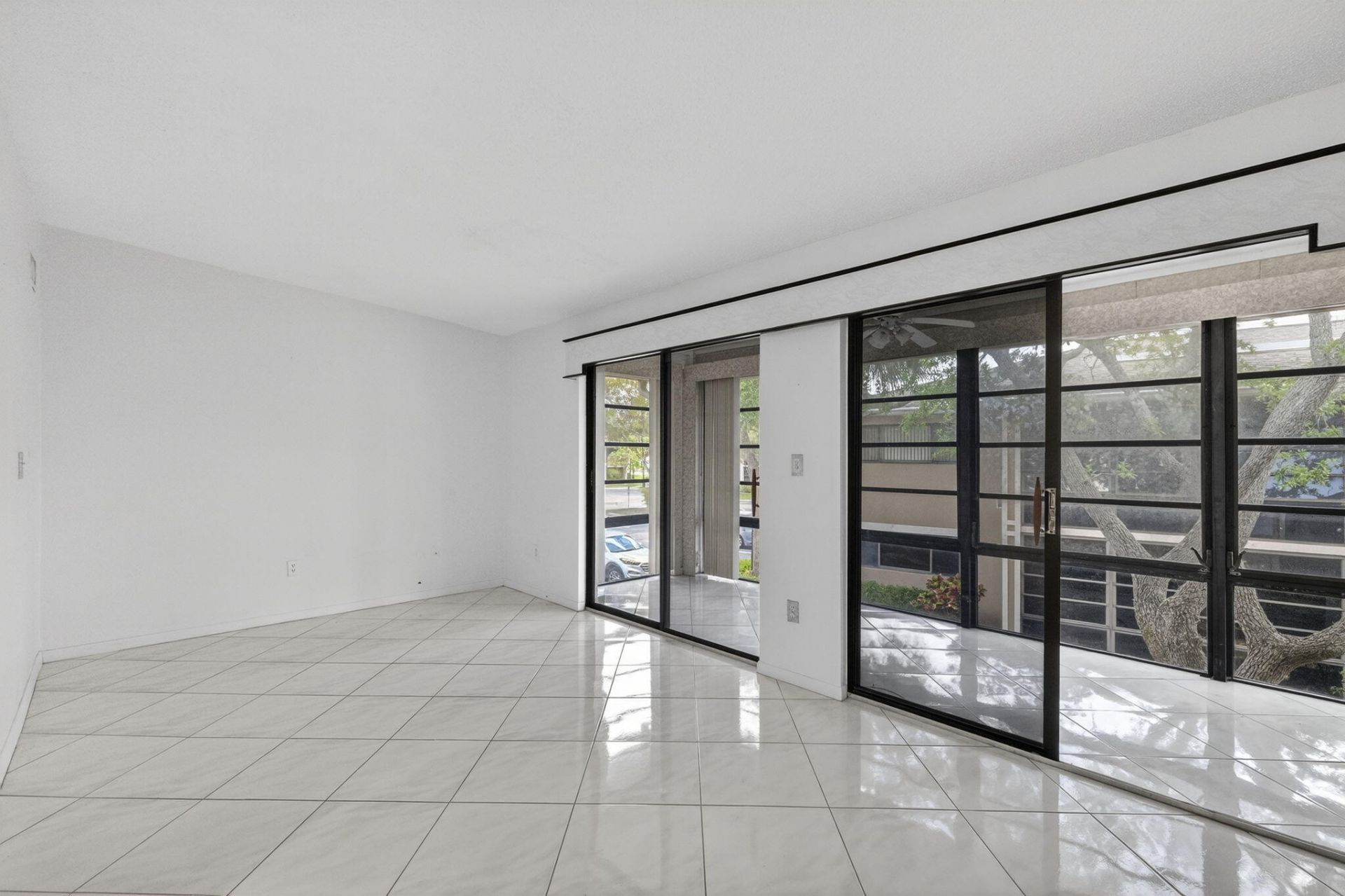7648 Ashmont Circle, Unit 212, Tamarac, FL 33321 Photo