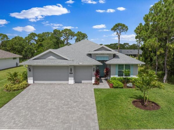 6805 49th Court, Vero Beach, FL 32967