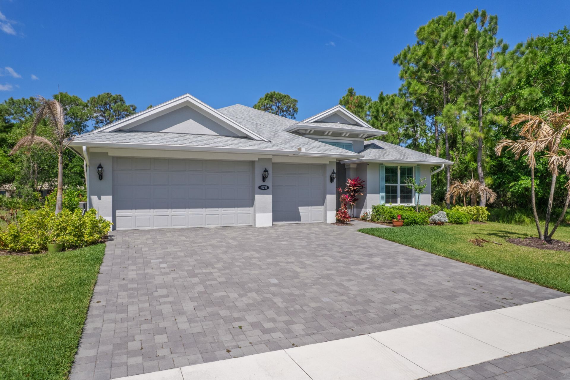 6805 49th Court, Vero Beach, FL 32967 Photo