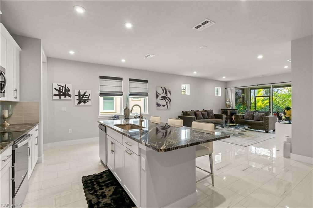 10355 Bonavie Cove Dr , Fort Myers, FL 33966 Photo