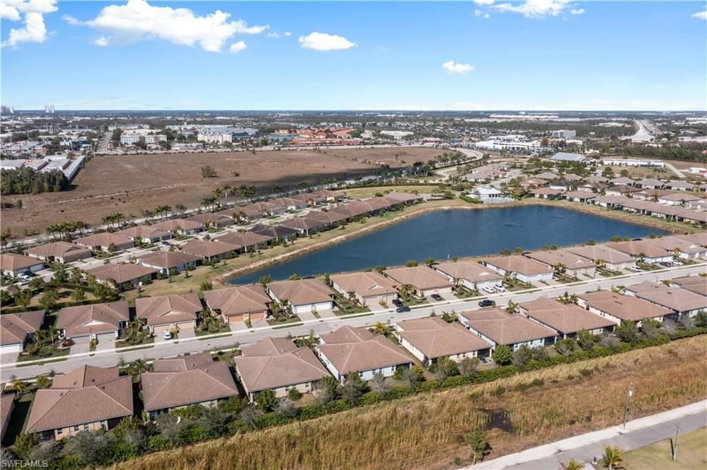 10355 Bonavie Cove Dr , Fort Myers, FL 33966 Photo
