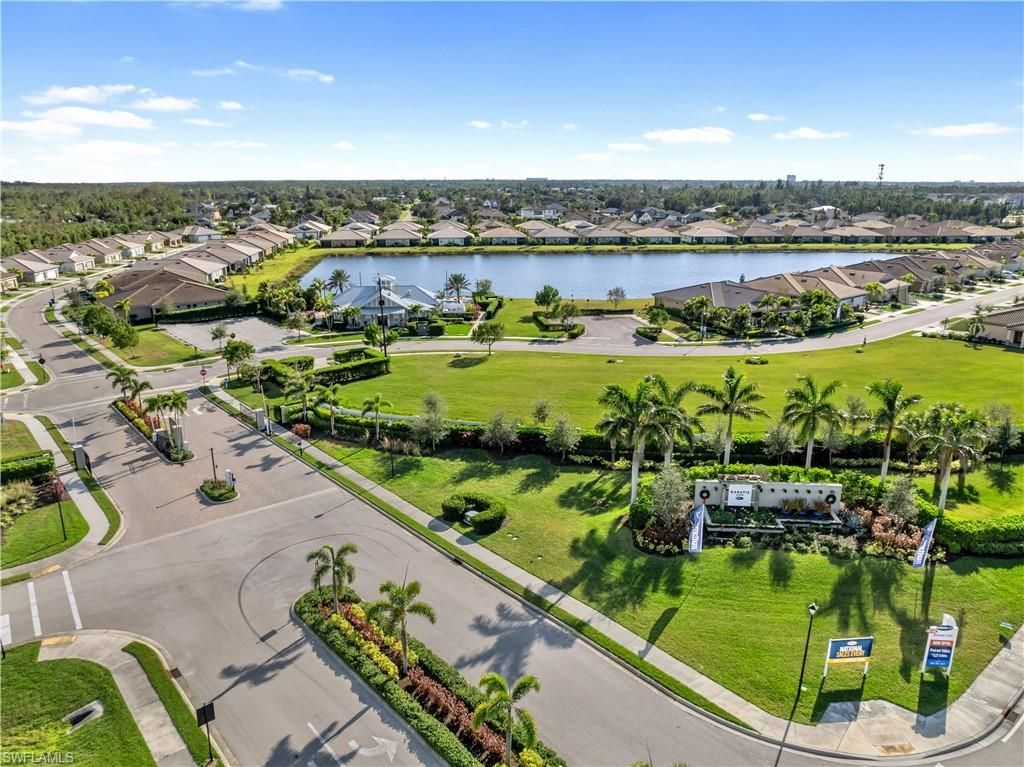 10355 Bonavie Cove Dr , Fort Myers, FL 33966 Photo