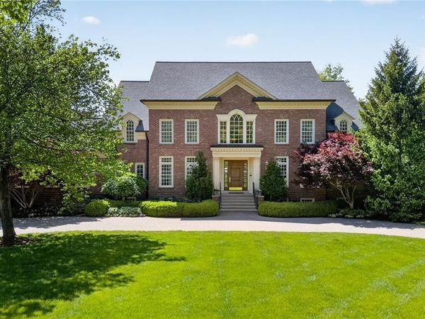 25 Fair Oaks Drive, St Louis, MO 63124