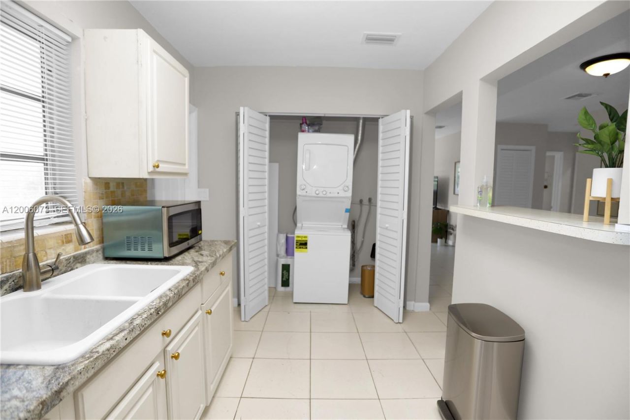 1225 NE 136th Ter, Unit 1225, North Miami, FL 33161 Photo