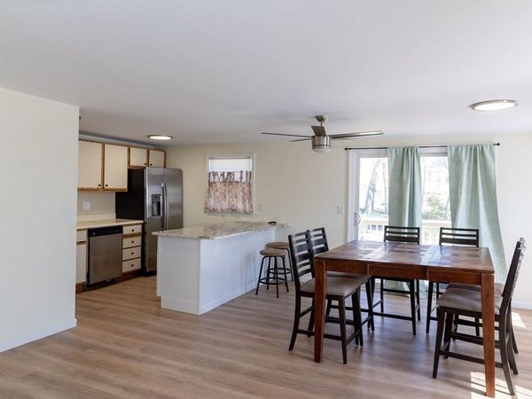 52 Summer St, Unit 2, Haverhill, MA 01830