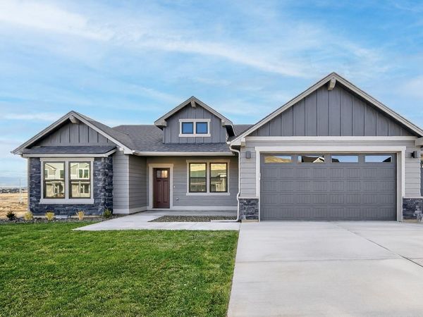 2320 Annie Pl, Cheney, WA 99004