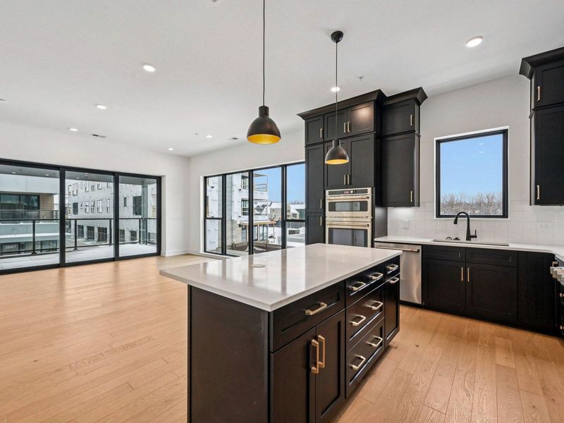 2842 Gunnison Drive , Unit 201, Columbus, OH 43228 Photo 15