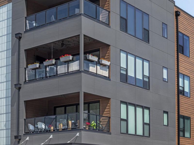 2842 Gunnison Drive , Unit 201, Columbus, OH 43228 Photo 4