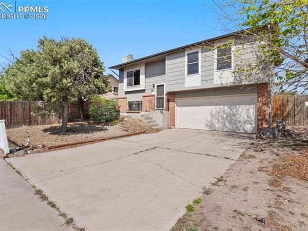 3105 Sunray Place, Colorado Springs, CO 80916