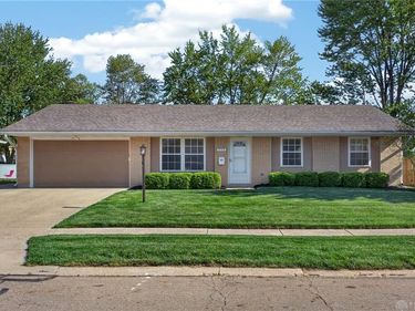 255 Chatham Drive, Fairborn, OH 45324
