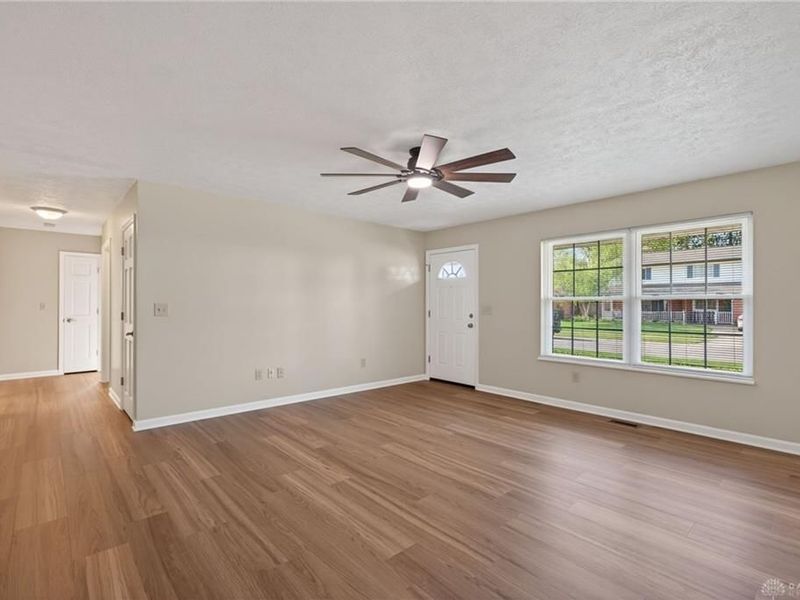 255 Chatham Drive, Fairborn, OH 45324 Photo 11