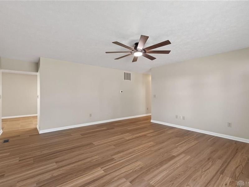 255 Chatham Drive, Fairborn, OH 45324 Photo 13