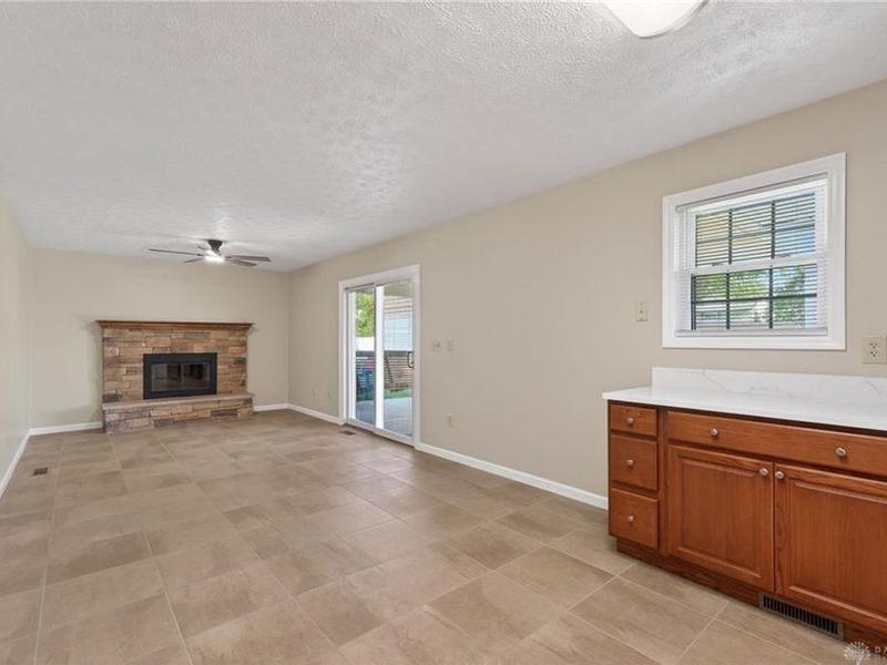 255 Chatham Drive, Fairborn, OH 45324 Photo 24