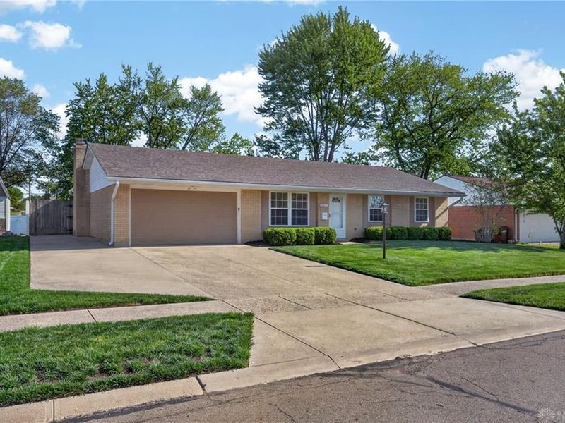 255 Chatham Drive, Fairborn, OH 45324 Photo 3