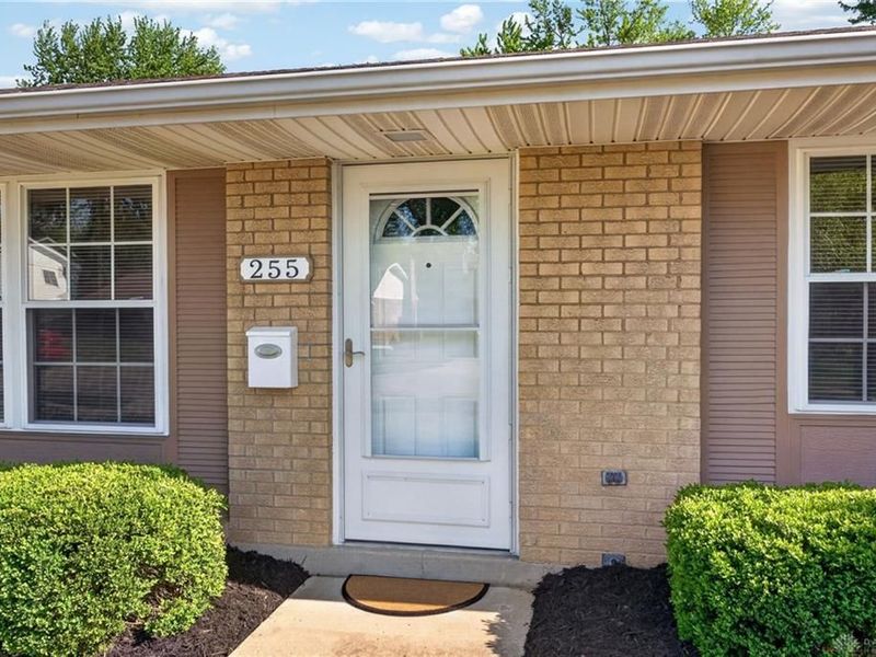 255 Chatham Drive, Fairborn, OH 45324 Photo 5