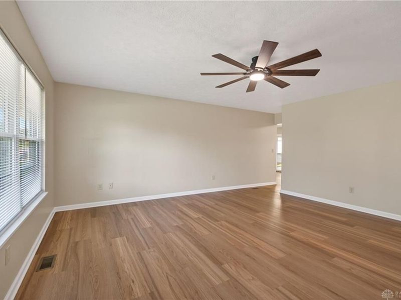 255 Chatham Drive, Fairborn, OH 45324 Photo 7