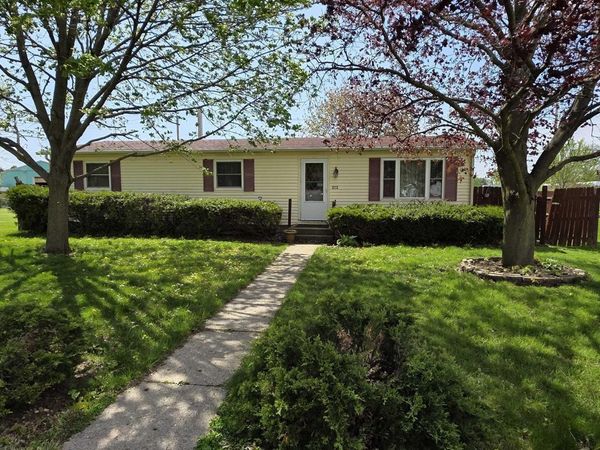 313 N west Street, Milford, IN 46542