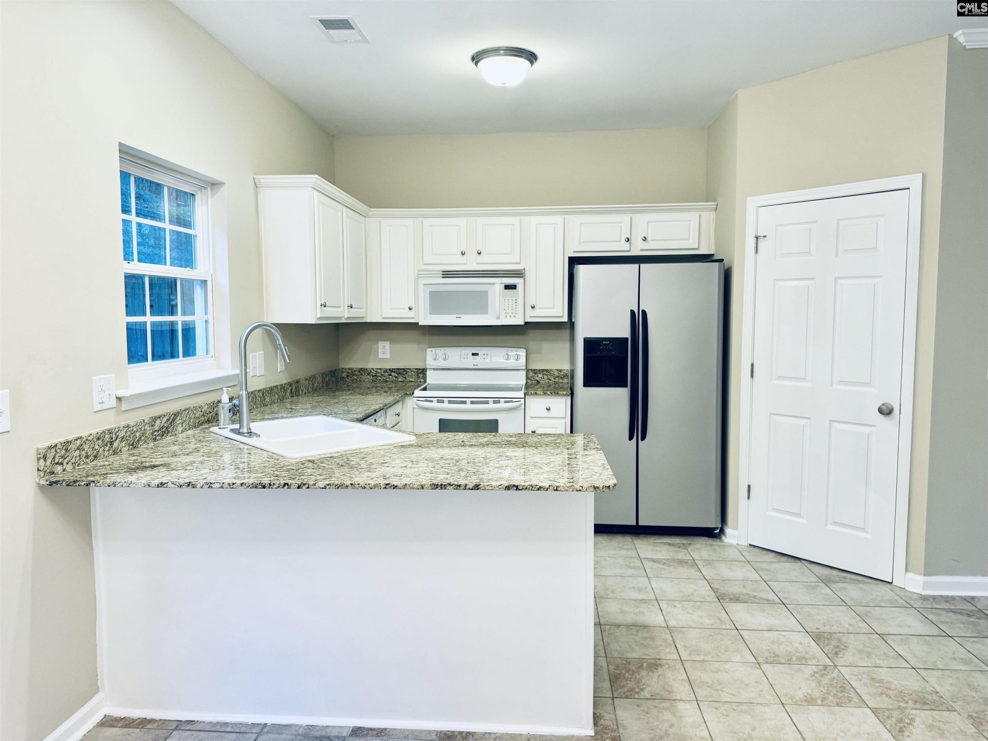 108 Tuscany Court Photo 6