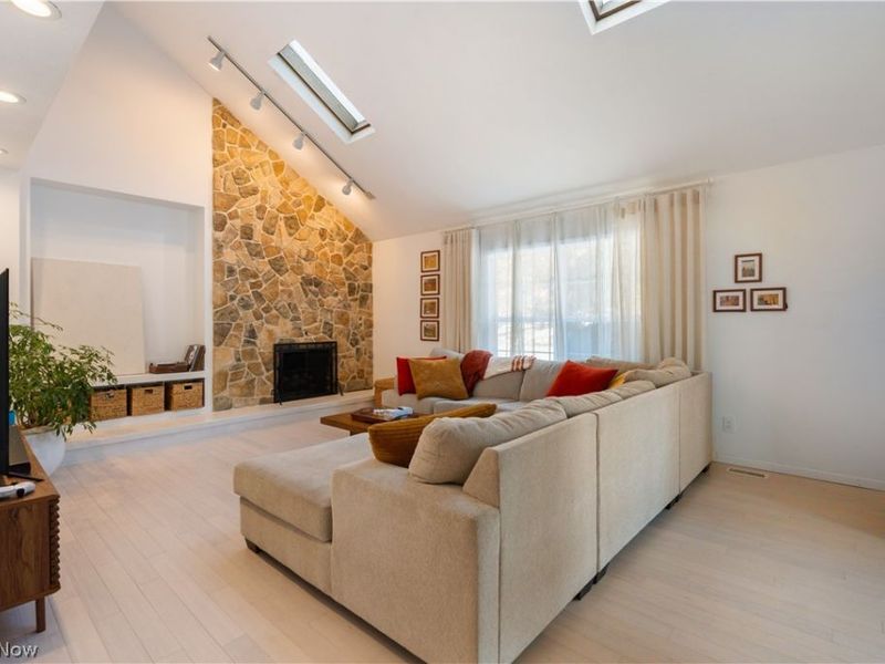 4057 Bramshaw Road NW, Canton, OH 44718 Photo 5