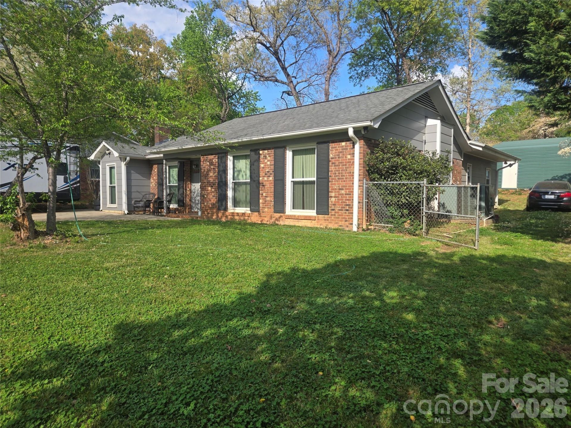 10011 Arbordale Avenue, Charlotte, NC 28215 Main Photo