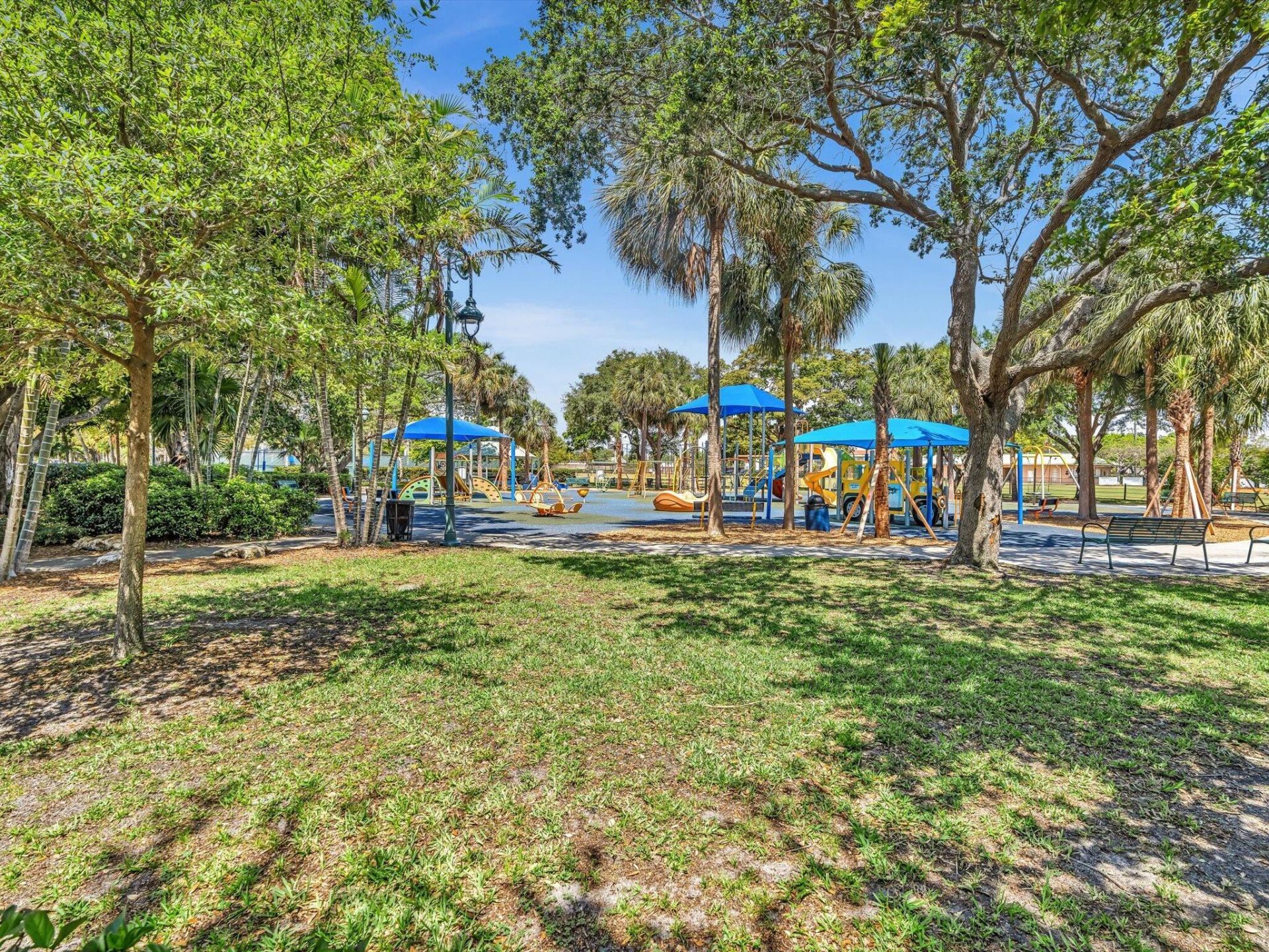 3051 NE 44th Street, Fort Lauderdale, FL 33308 Photo