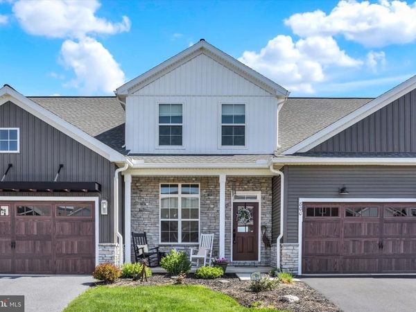 800 AURORA DRIVE, MECHANICSBURG, PA 17055