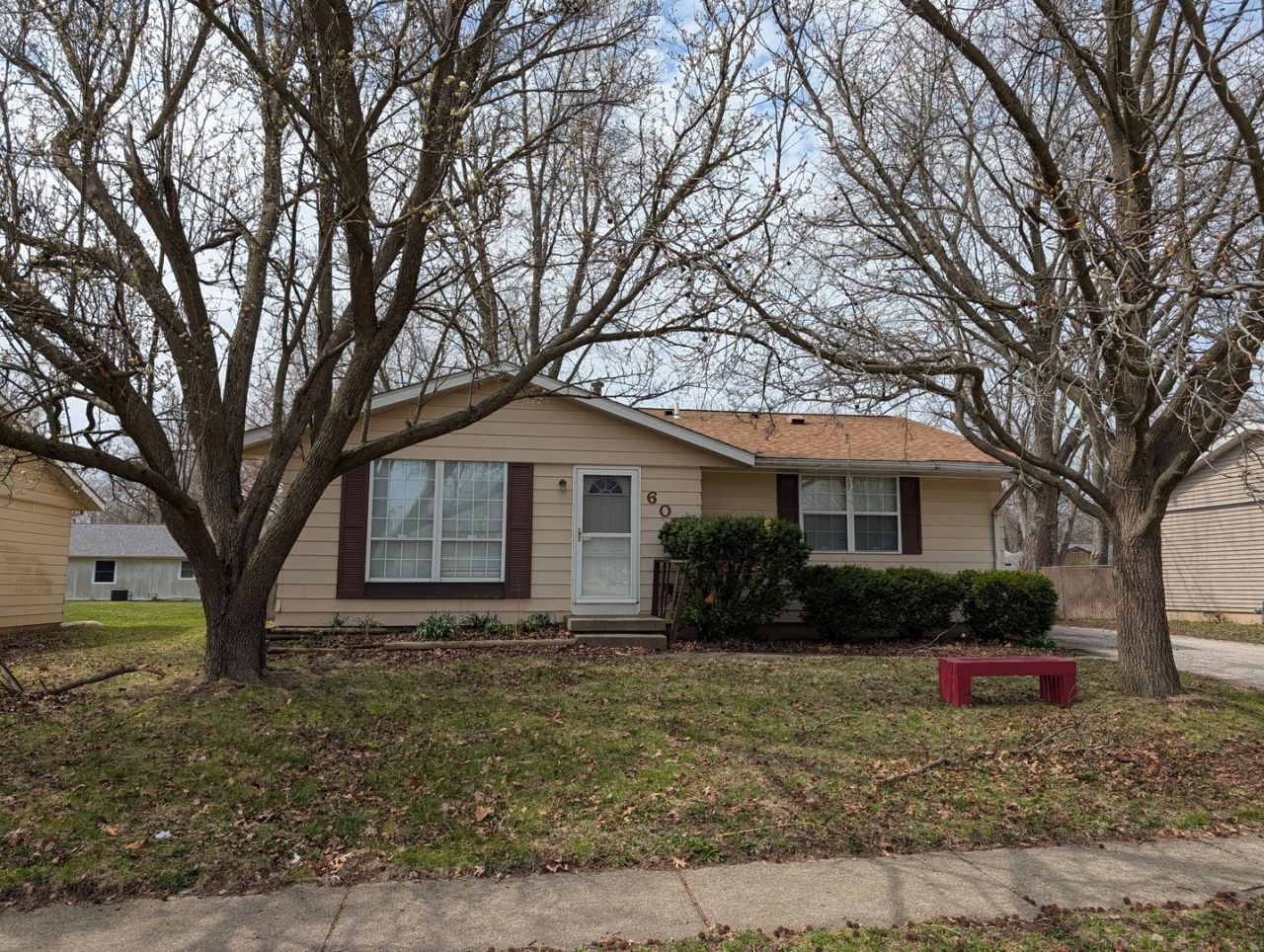 607 Castleton , Champaign, IL 61821