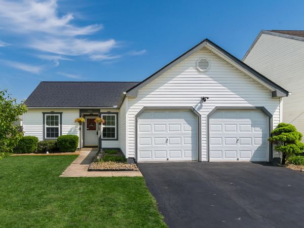 1684 Eastbrook Drive N, Columbus, OH 43223