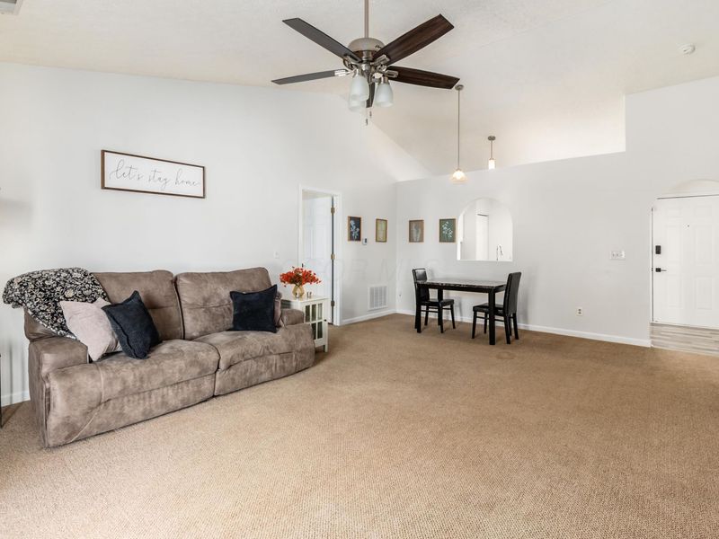 1684 Eastbrook Drive N, Columbus, OH 43223 Photo 10