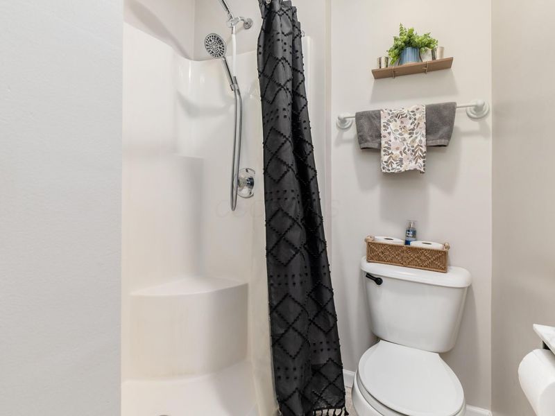 1684 Eastbrook Drive N, Columbus, OH 43223 Photo 15