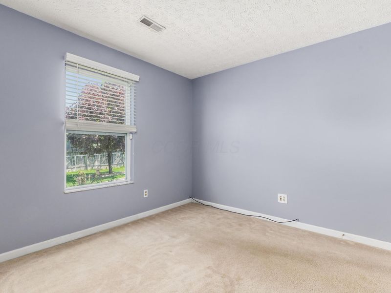 1684 Eastbrook Drive N, Columbus, OH 43223 Photo 19