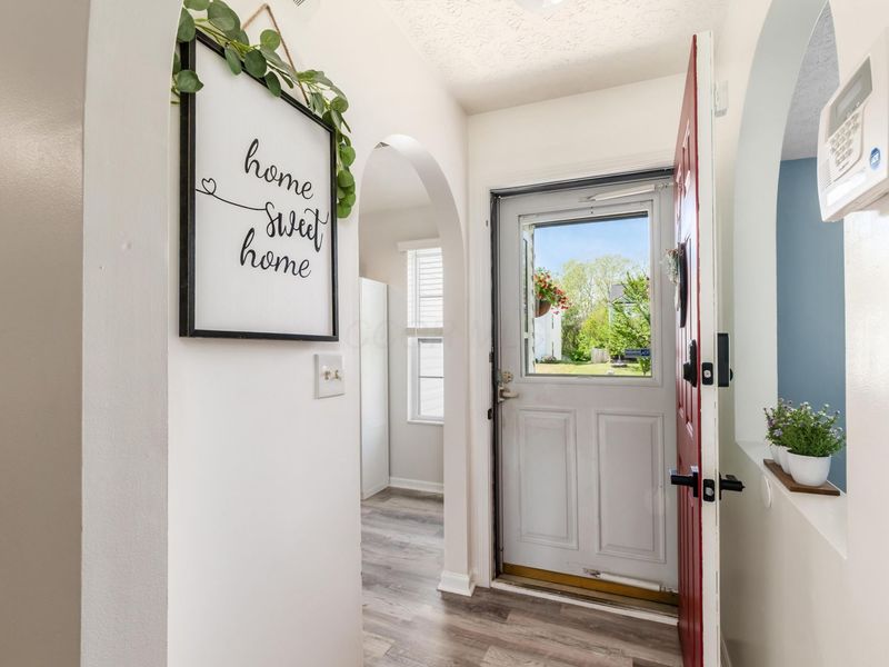 1684 Eastbrook Drive N, Columbus, OH 43223 Photo 4