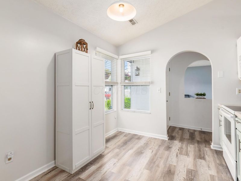 1684 Eastbrook Drive N, Columbus, OH 43223 Photo 7