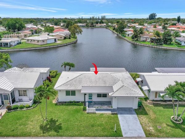 8502 NW 59th Street , Tamarac, FL 33321