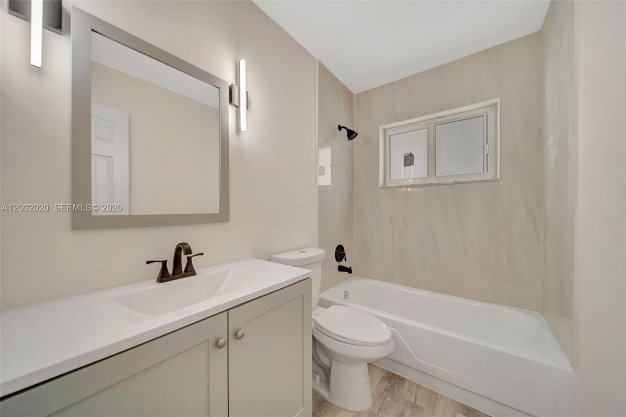 8502 NW 59th Street, Tamarac, FL 33321 Photo