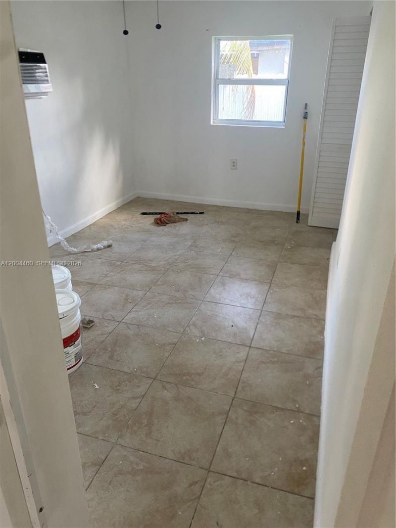 1070 NW 147th St , Miami, FL 33168 Photo