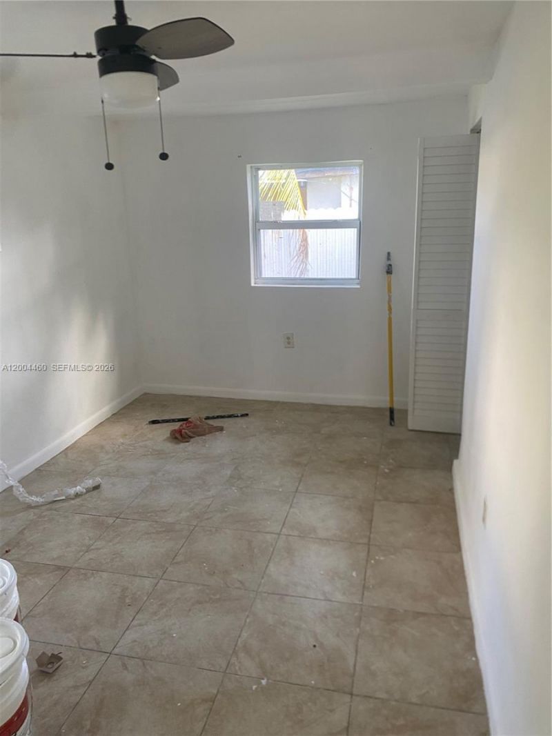 1070 NW 147th St , Miami, FL 33168 Photo