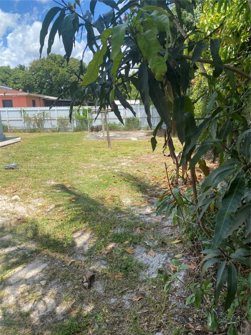 14315 NW 12th Ave , Miami, FL 33168 Photo