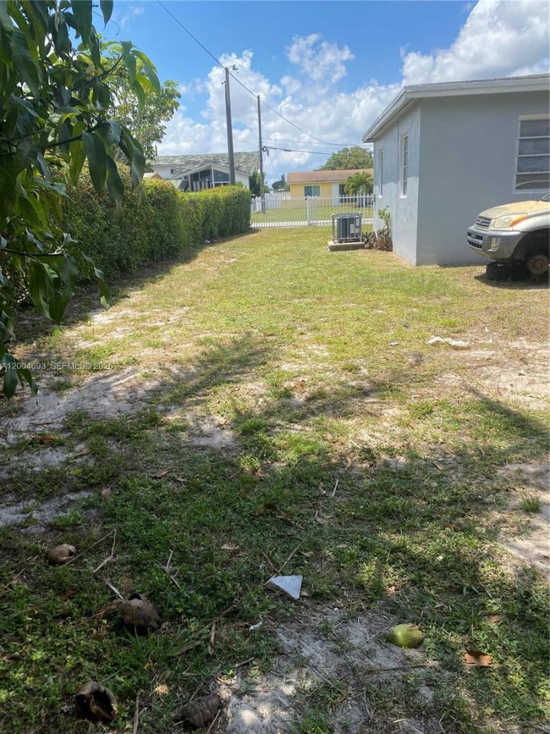 14315 NW 12th Ave , Miami, FL 33168 Photo