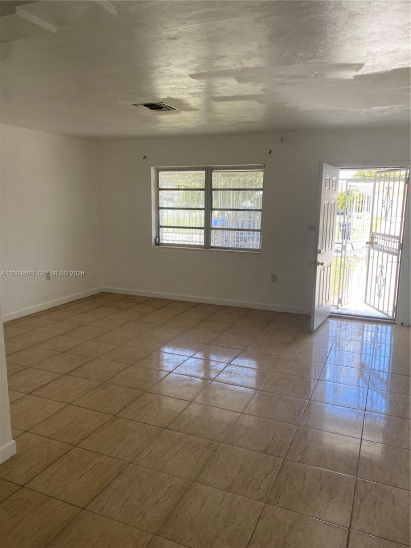 14315 NW 12th Ave , Miami, FL 33168 Photo