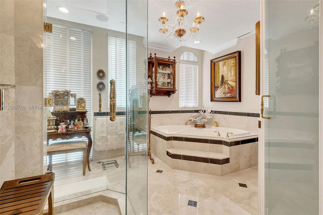 600 Coral Way , Unit 5, Coral Gables, FL 33134 Photo