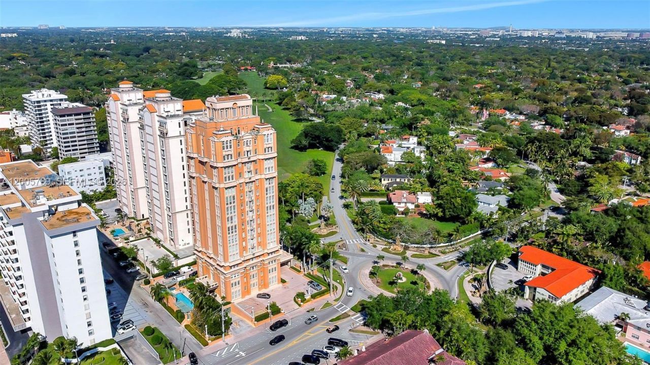 600 Coral Way , Unit 5, Coral Gables, FL 33134 Photo
