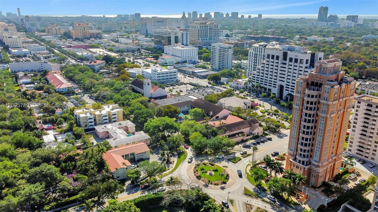 600 Coral Way , Unit 5, Coral Gables, FL 33134 Photo