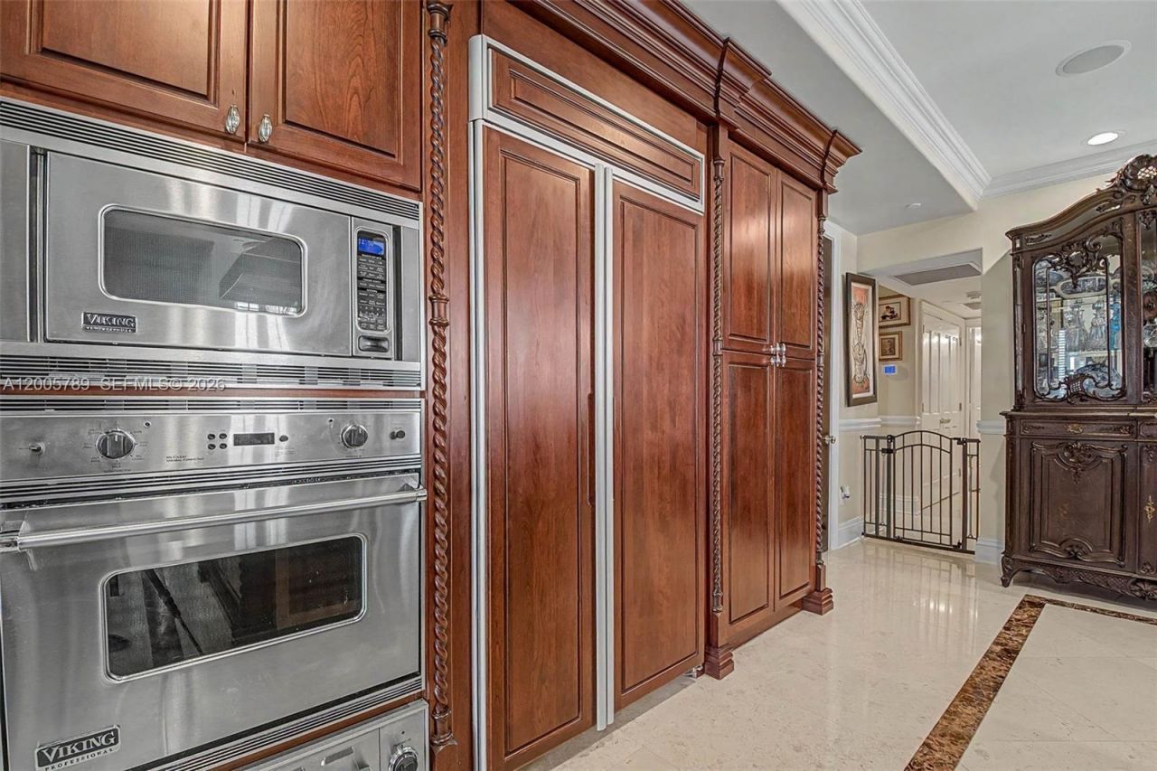 600 Coral Way , Unit 5, Coral Gables, FL 33134 Photo