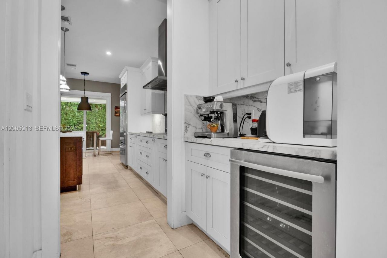 8020 SW 62nd Ave , Miami, FL 33143 Photo